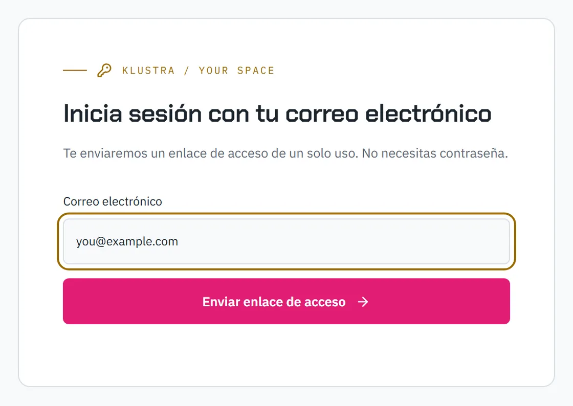 El formulario de acceso: un campo de correo y el botón que envía el enlace